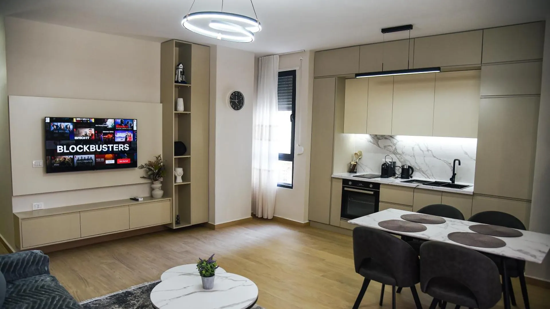 Seaside Grand Stay Apartment دراس